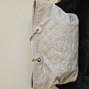 100 authentic leather caviar chanel tote grey good condition